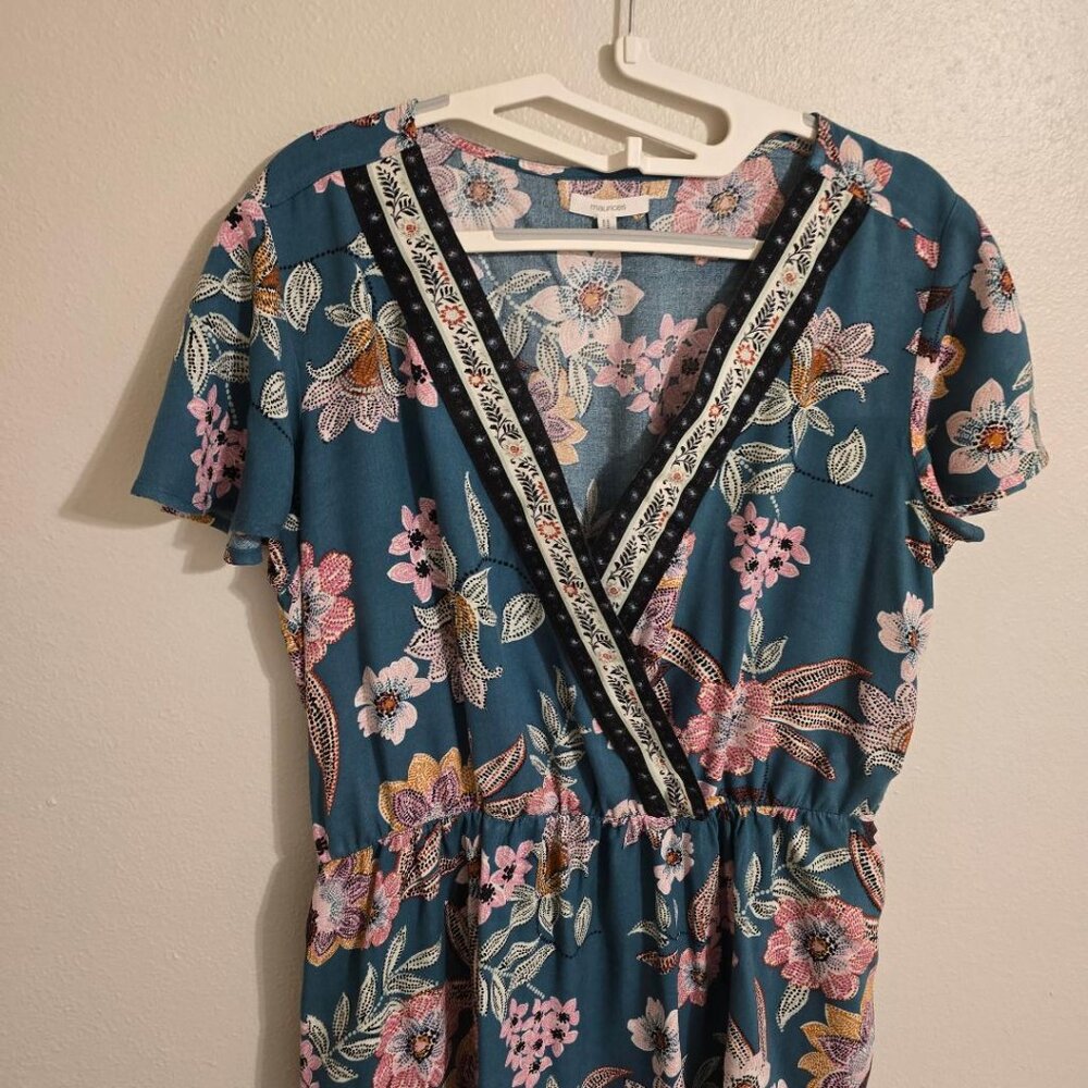 Maurices Size M Short Sleeve Teal and Floral V-Neck Butterfly Sleeves Dress
